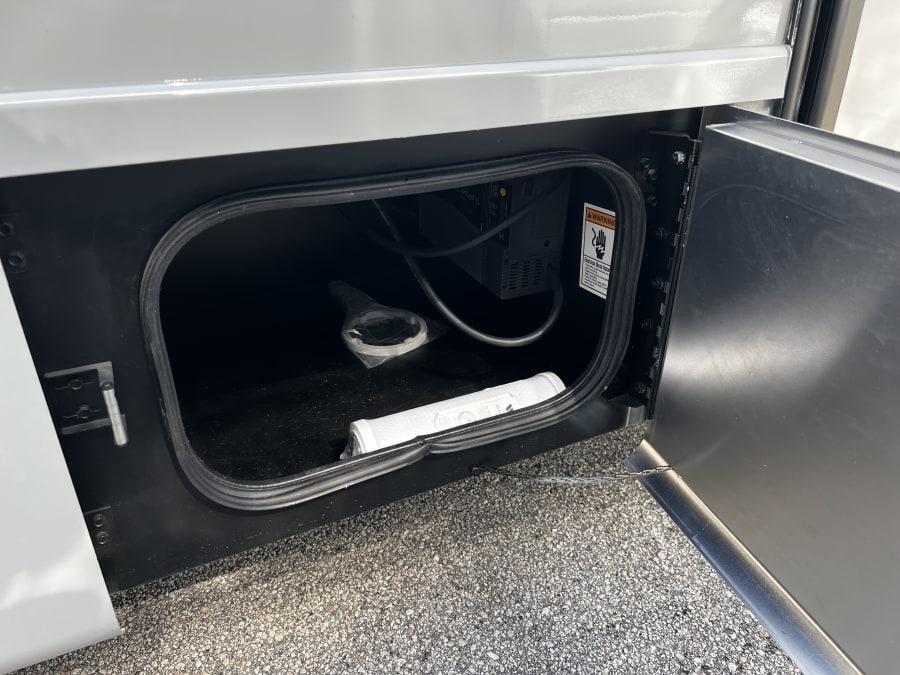 2026 Tiffin MIDAS — photo 32 view