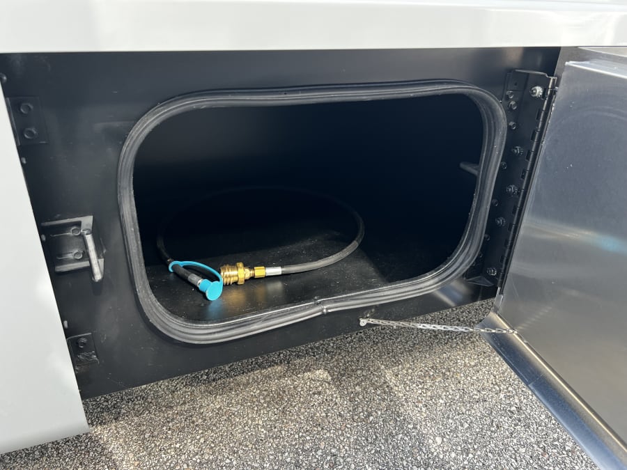 2026 Tiffin MIDAS — photo 33 view