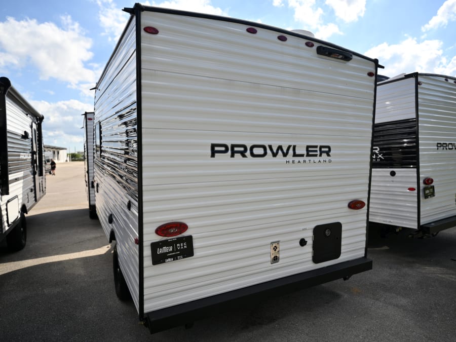 2026 Jayco PROWLER LYNX — photo 21 view