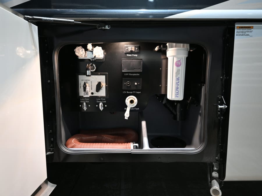 2026 Fleetwood BOUNDER — photo 45 view
