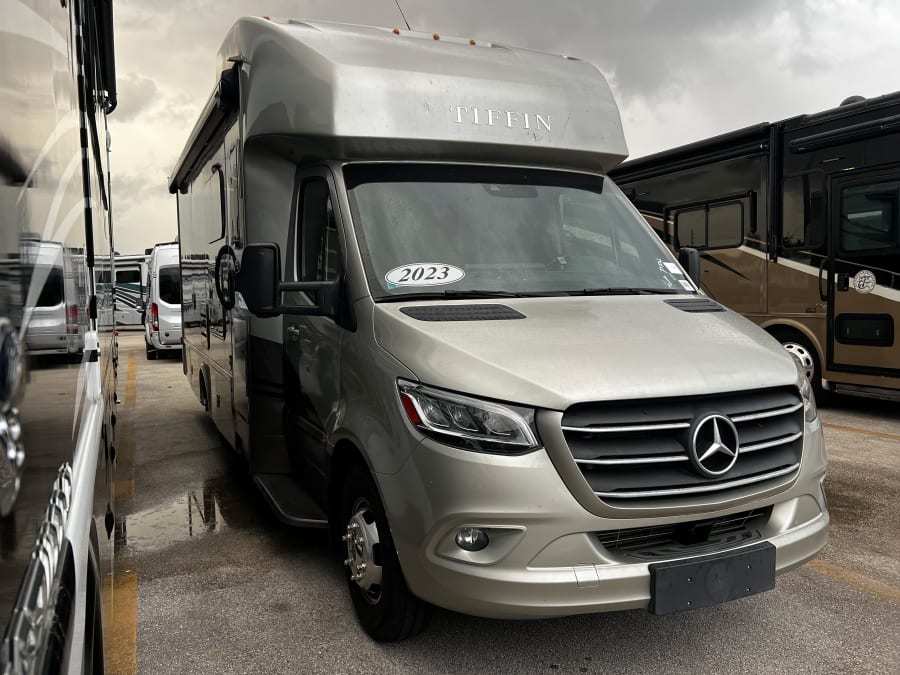 2023 Tiffin WAYFARER
