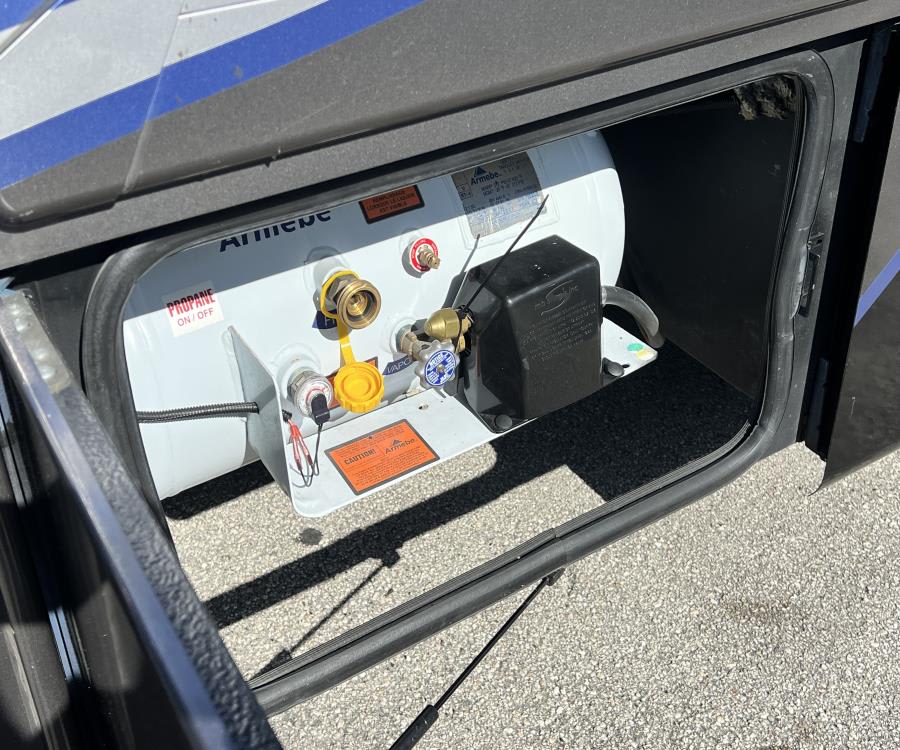 2023 Thor Motor Coach DELANO — photo 42 view
