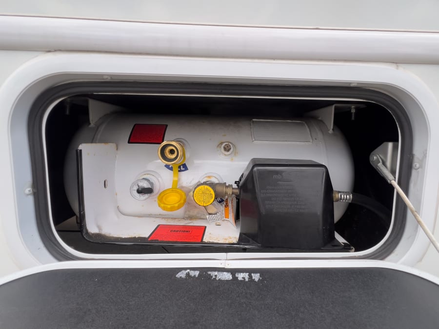 2022 Jayco REDHAWK — photo 29 view