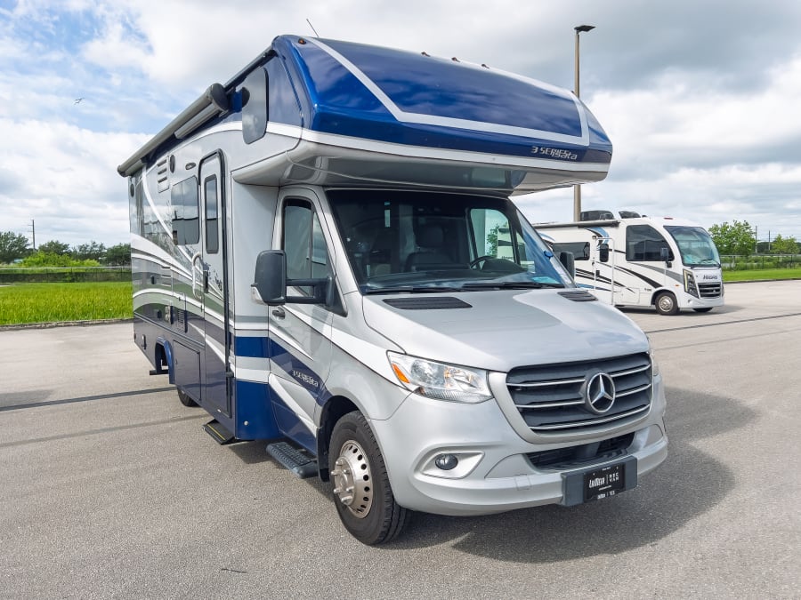 2021 Dynamax ISATA 3