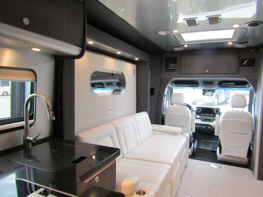 2021 Airstream ATLAS — photo 13 view