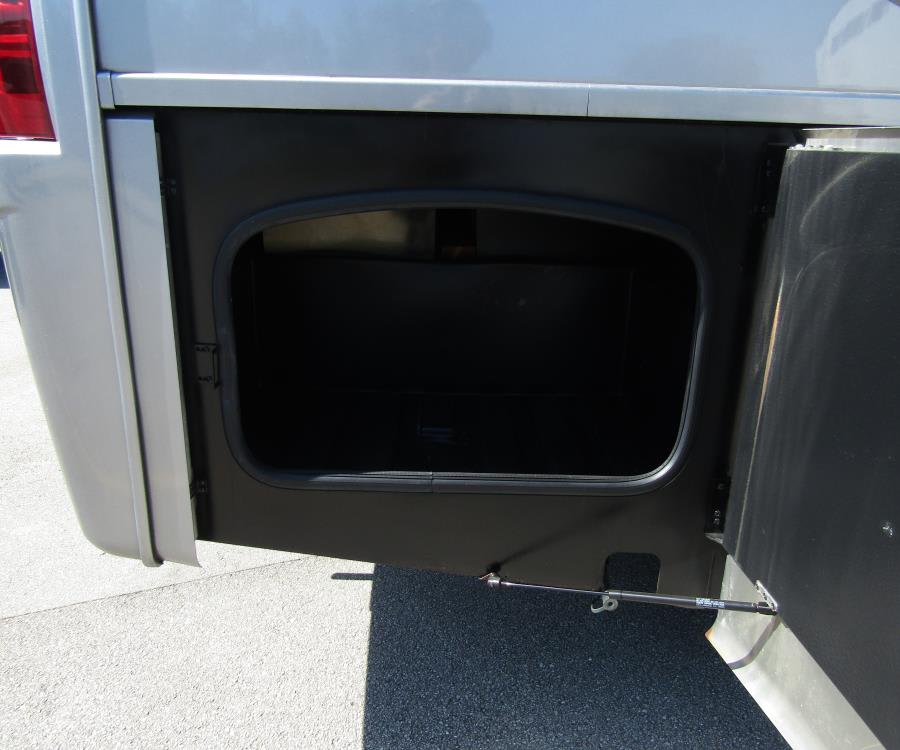 2023 Thor Motor Coach PASADENA — photo 34 view