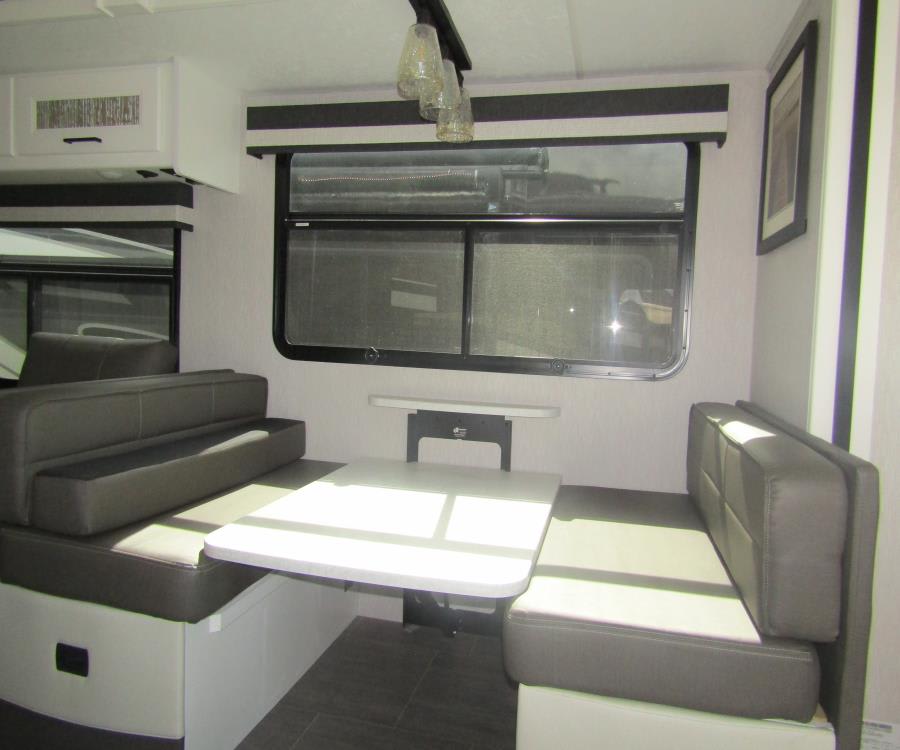 2024 Coachmen ENCORE — photo 10 view