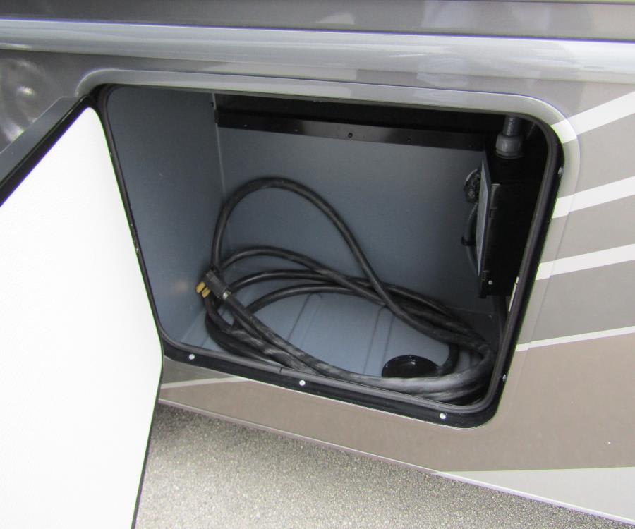 2024 Holiday Rambler INVICTA — photo 35 view