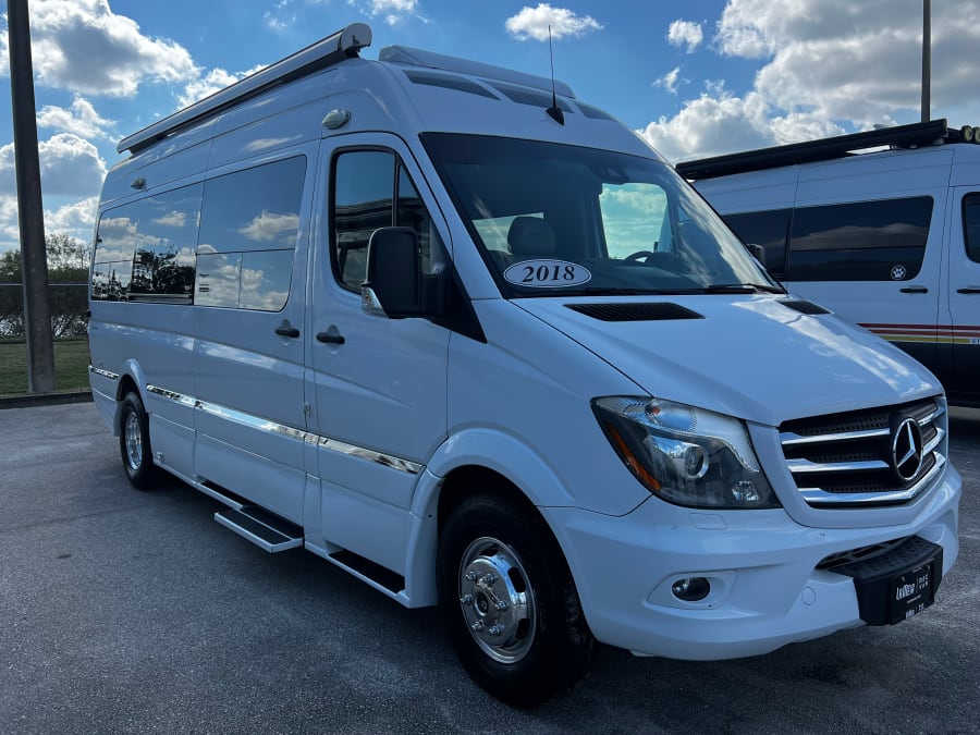 2018 Roadtrek ADVENTUROUS