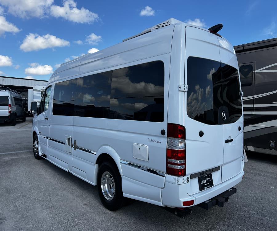 2018 Roadtrek ADVENTUROUS — photo 24 view
