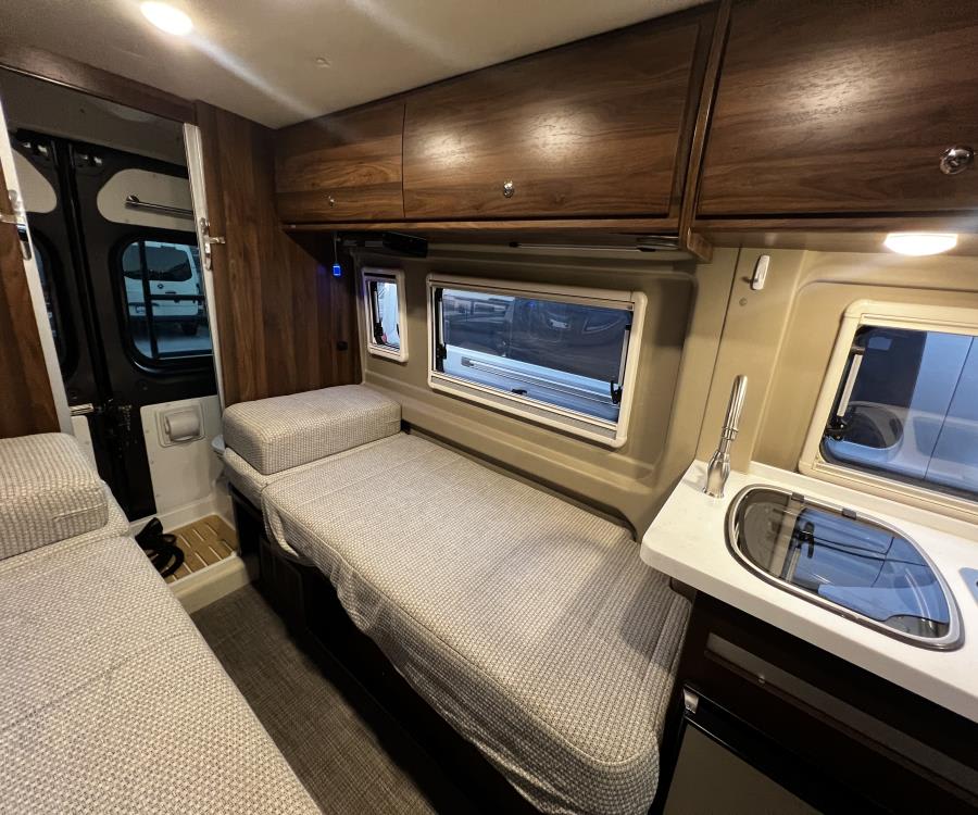 2021 Winnebago TRAVATO — photo 13 view