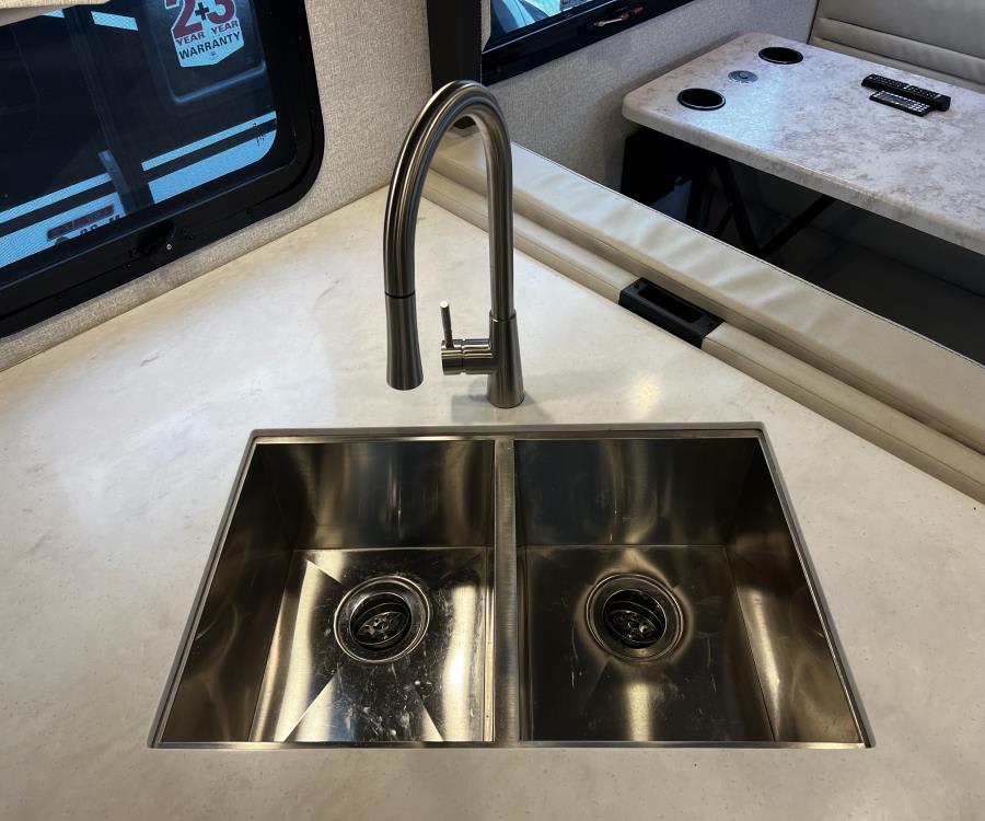 2024 Thor Motor Coach MAGNITUDE — engine compartment view