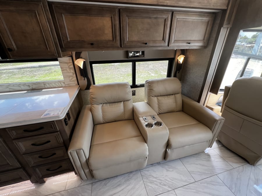 2025 Tiffin PHAETON — photo 15 view