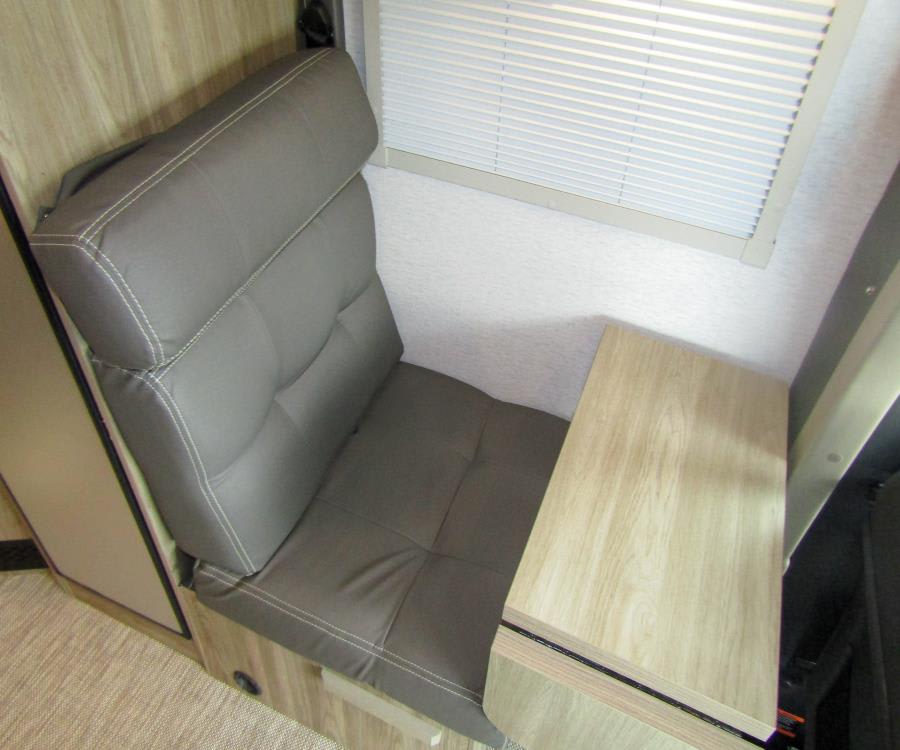 2026 Winnebago EKKO — photo 7 view