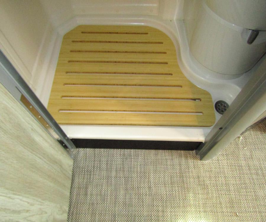 2026 Winnebago EKKO — photo 13 view