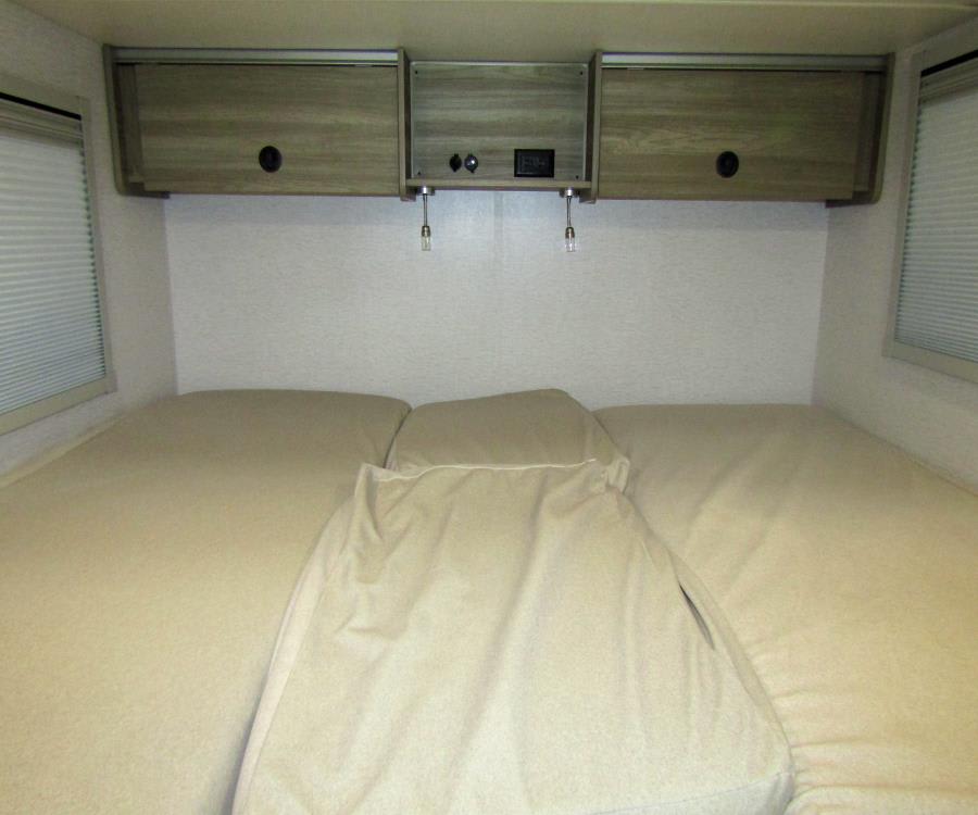 2026 Winnebago EKKO — photo 16 view