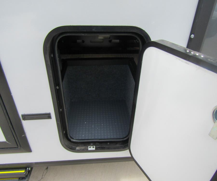 2026 Winnebago EKKO — photo 19 view