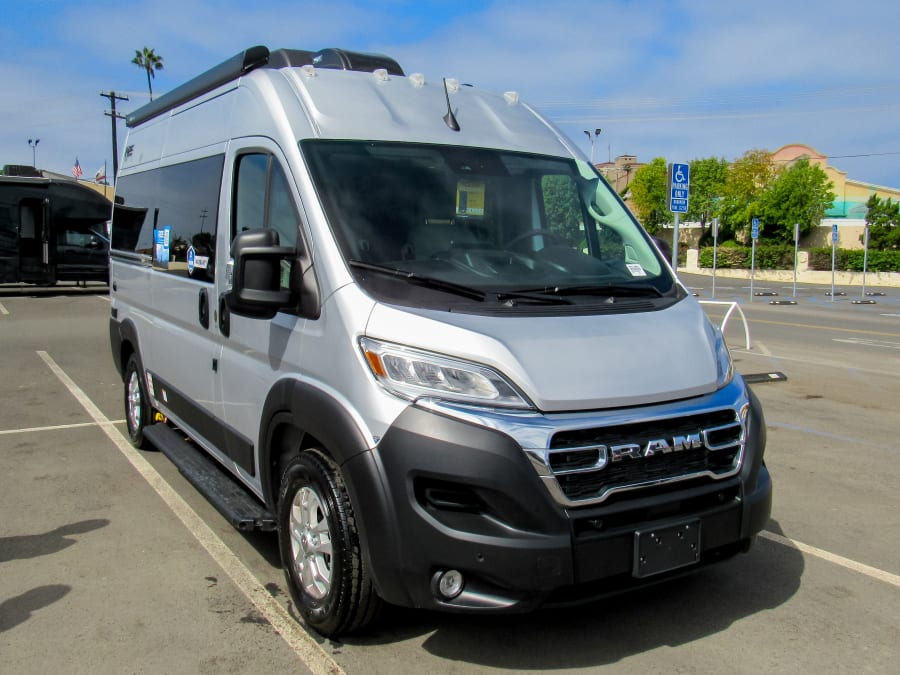 2026 Thor Motor Coach RIZE