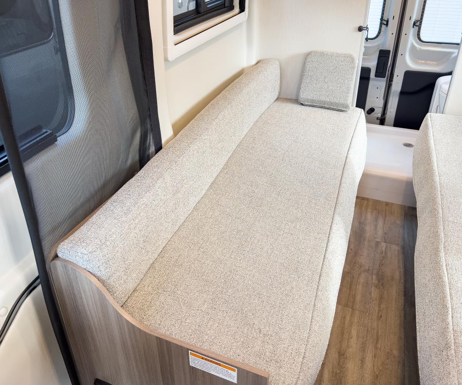 2026 Thor Motor Coach TALAVERA — photo 12 view