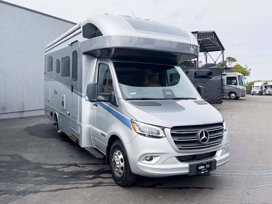 2026 Winnebago VIEW