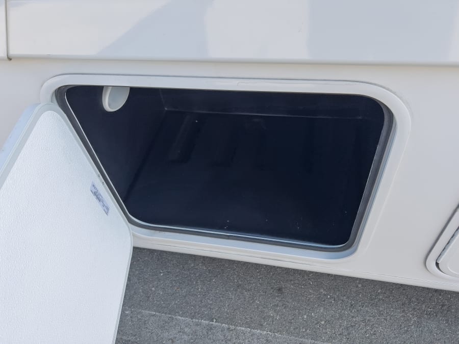 2026 Thor Motor Coach ACE — photo 30 view