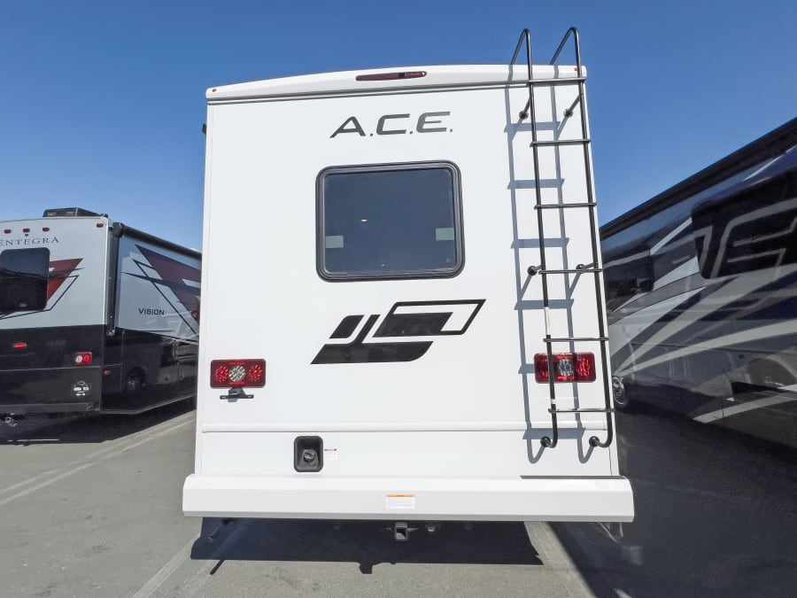 2026 Thor Motor Coach ACE — photo 36 view