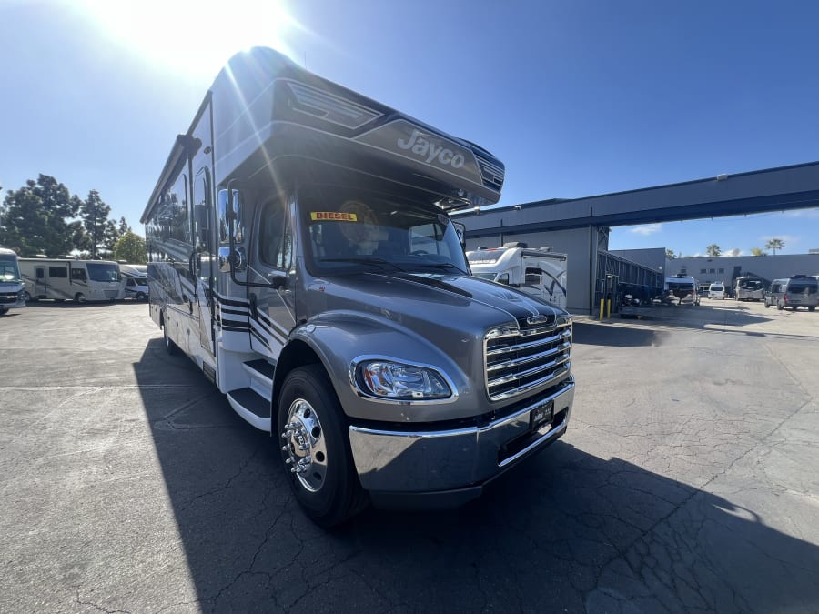 2026 Jayco SENECA PRESTIGE