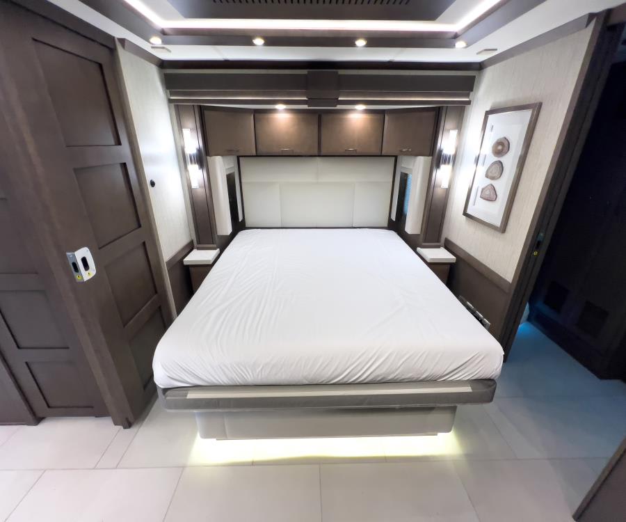 2025 Newmar SUPREME AIRE — photo 15 view
