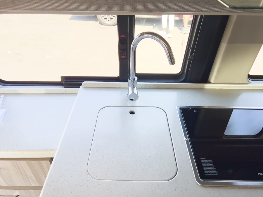 2023 Thor Motor Coach SEQUENCE — photo 8 view
