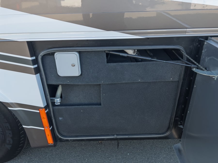 2024 Tiffin PHAETON — photo 27 view