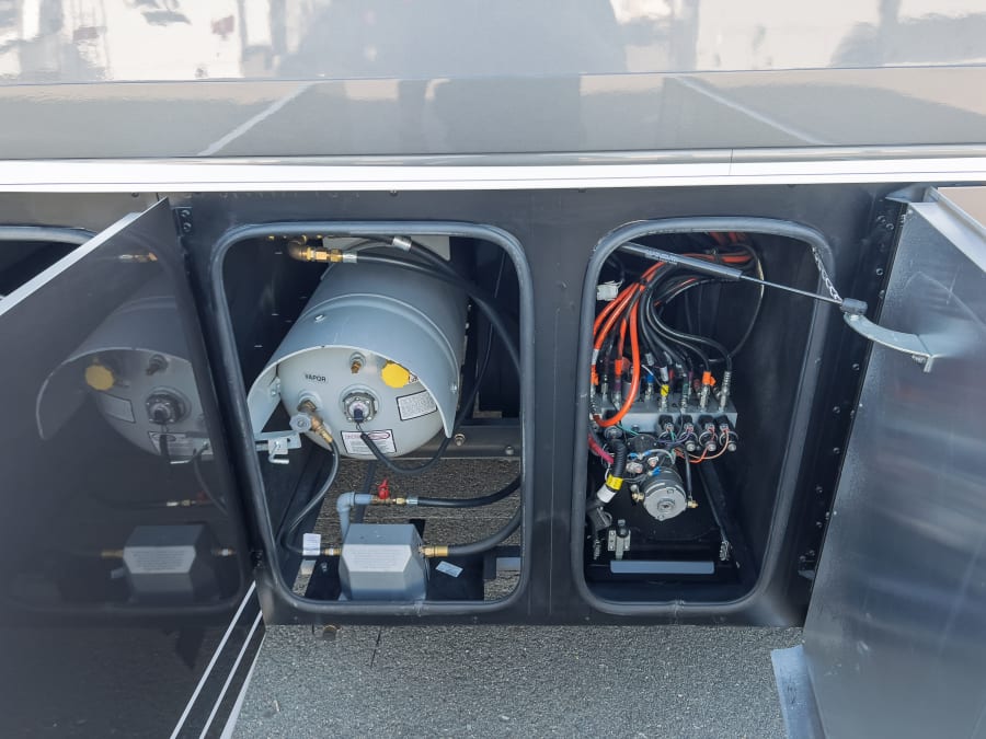 2024 Tiffin PHAETON — photo 30 view