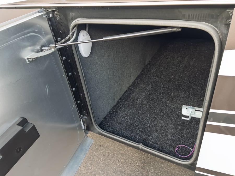 2024 Tiffin PHAETON — photo 36 view