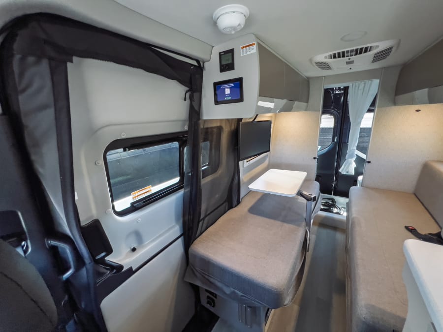 2026 Thor Motor Coach TRANQUILITY — photo 11 view