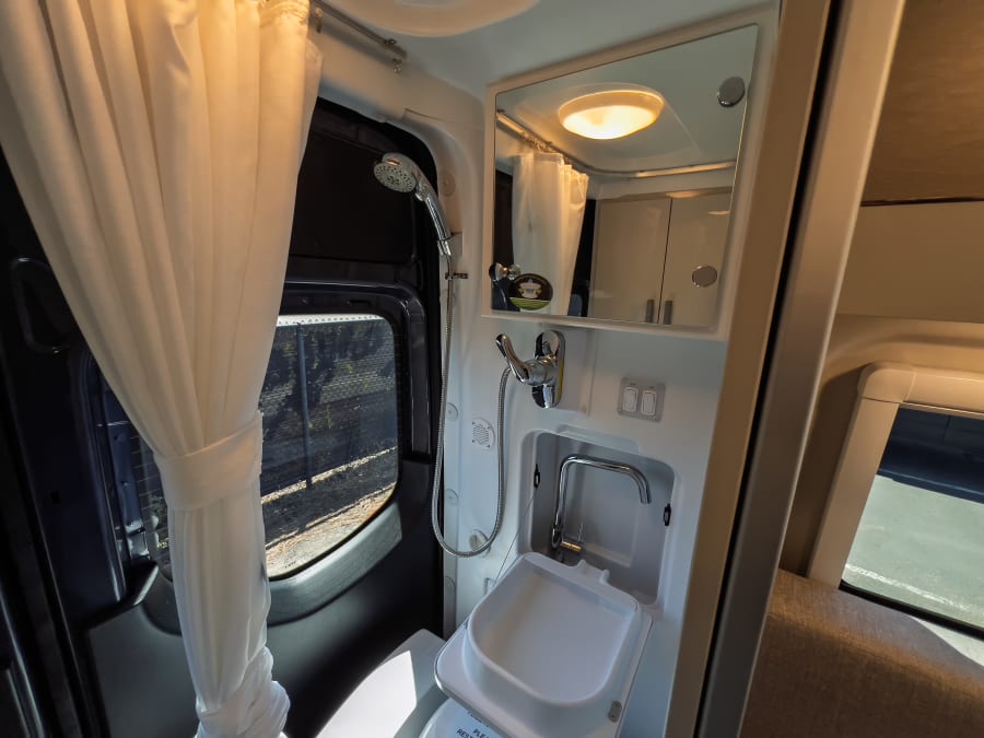 2026 Thor Motor Coach TRANQUILITY — photo 14 view