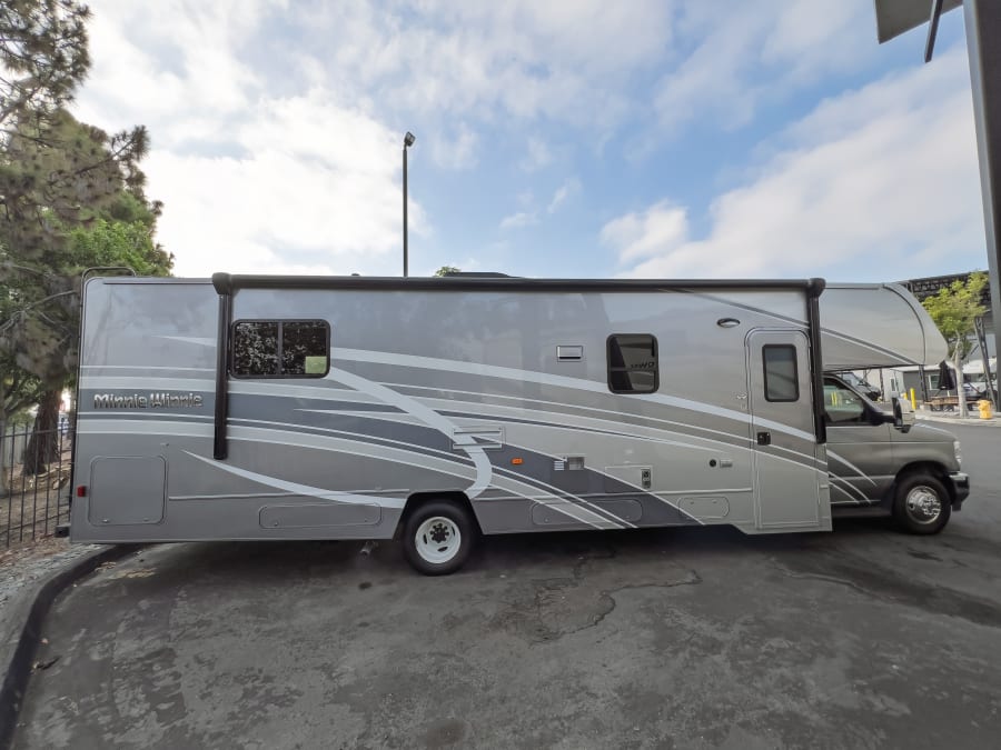 2024 Winnebago MINNIE WINNIE — photo 19 view