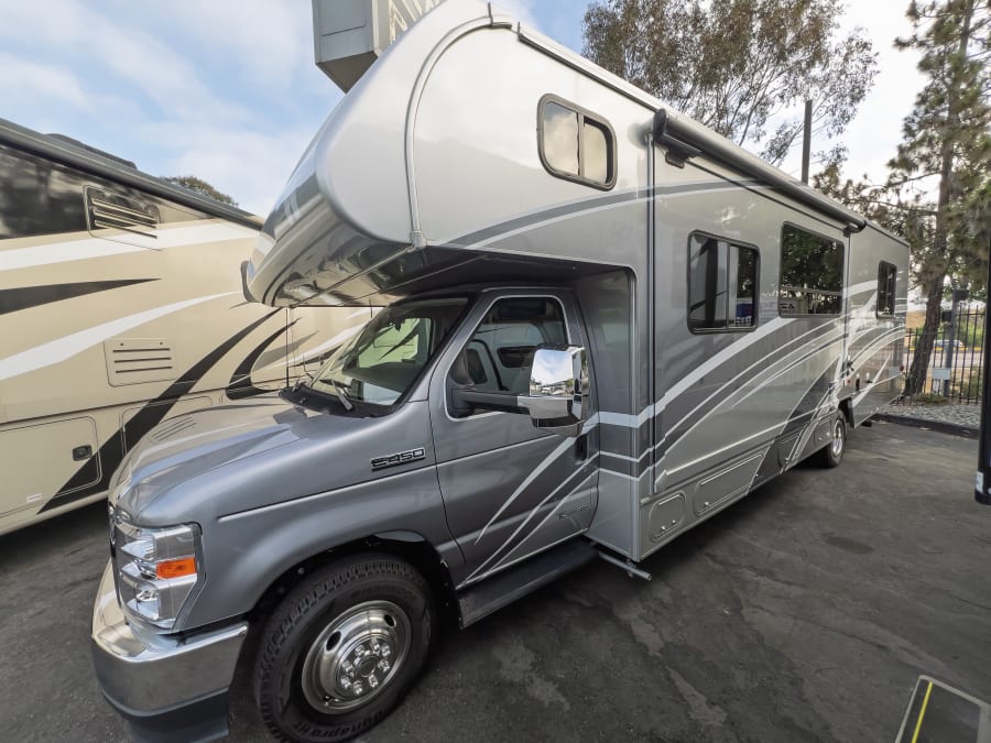2024 Winnebago MINNIE WINNIE — photo 25 view