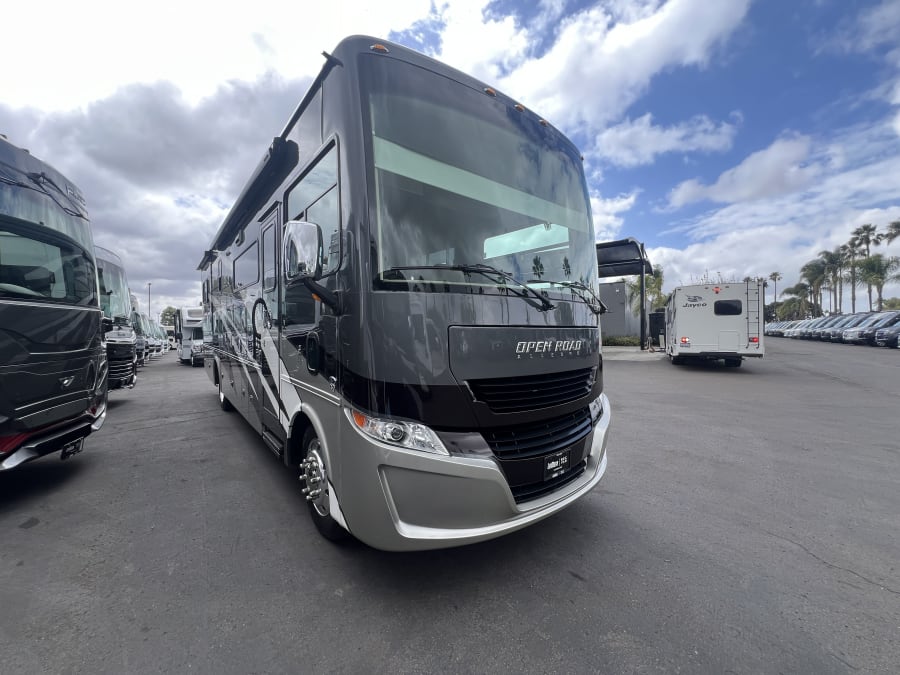 2023 Tiffin ALLEGRO
