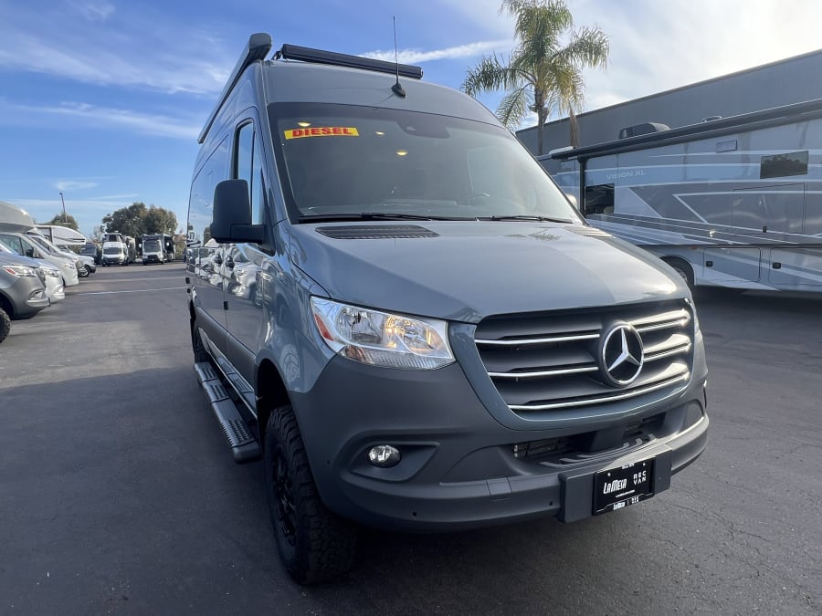 2025 Thor Motor Coach SANCTUARY