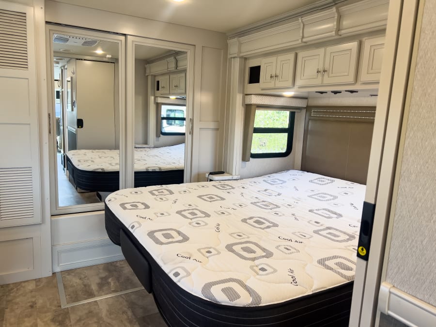 2023 Fleetwood FRONTIER — photo 20 view