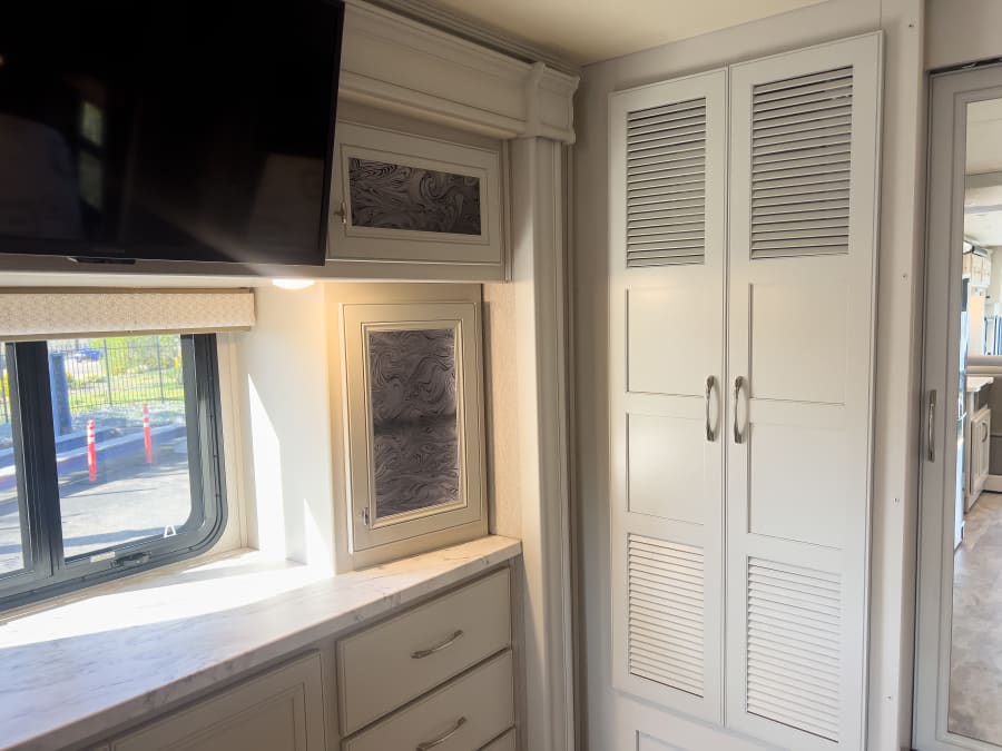 2023 Fleetwood FRONTIER — photo 23 view