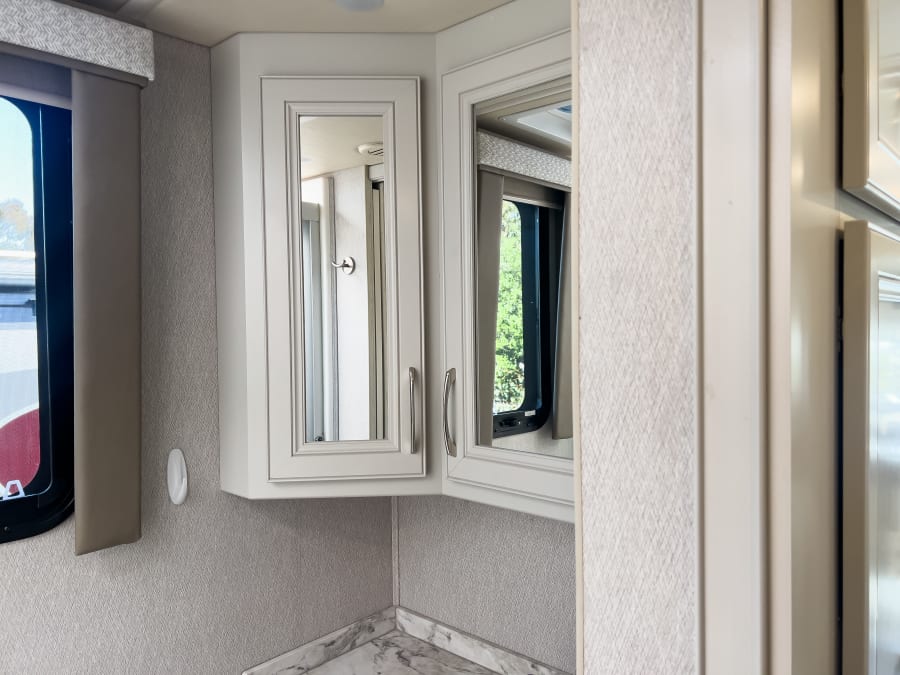 2023 Fleetwood FRONTIER — photo 25 view