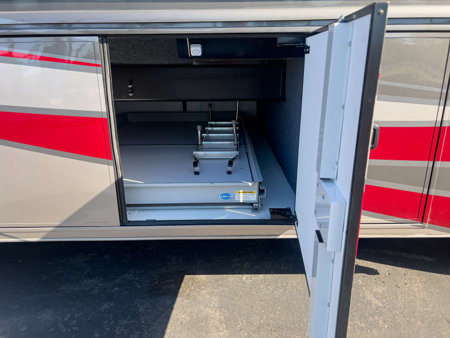 2023 Fleetwood FRONTIER — photo 38 view