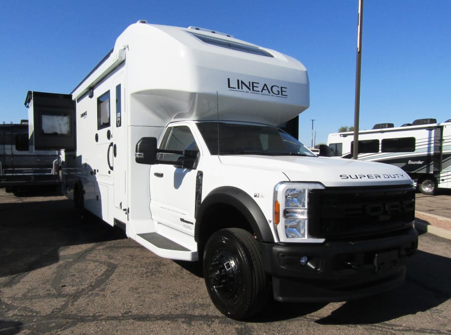 2026 Grand Design LINEAGE SERIES F