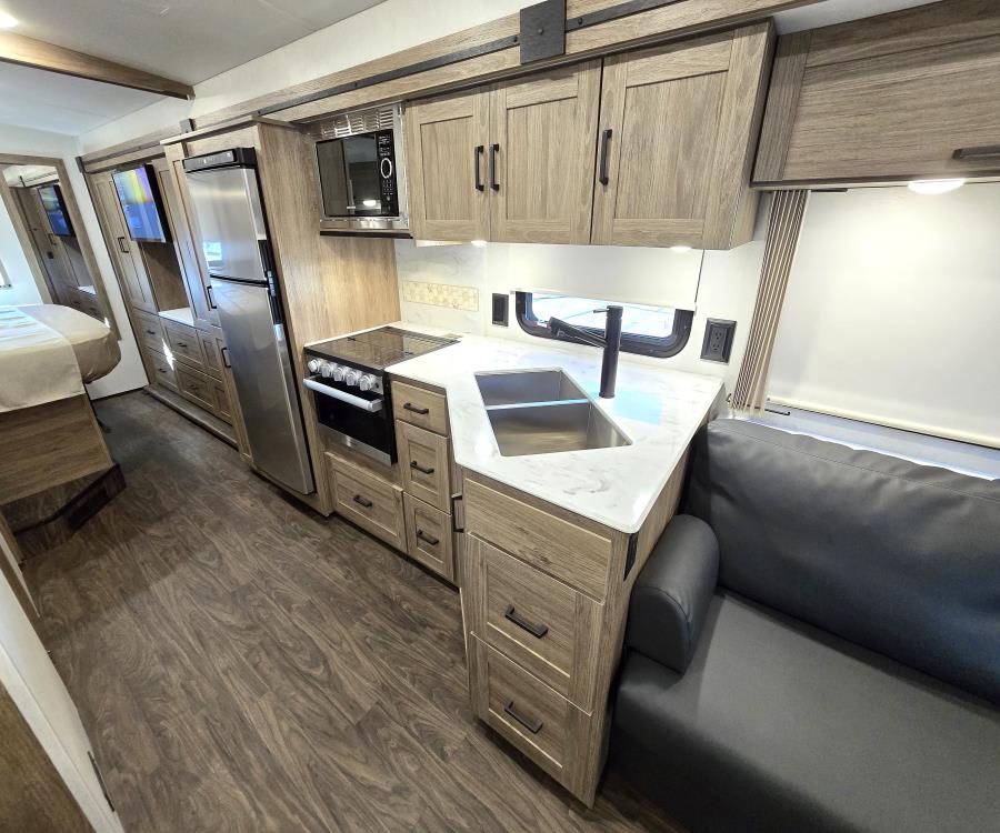 2026 Winnebago SUNSTAR — engine compartment view
