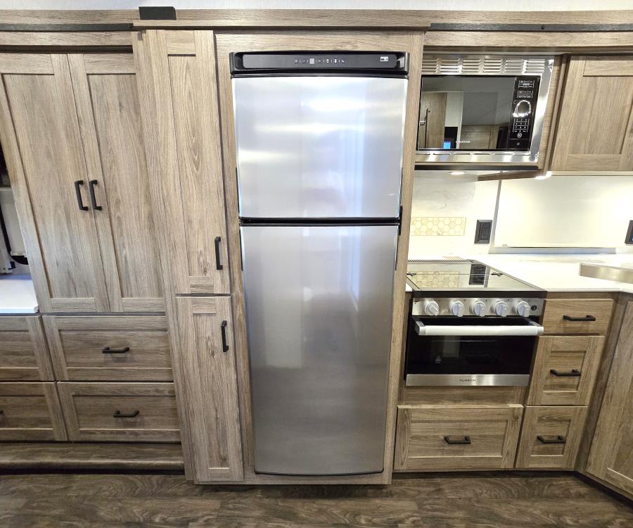 2026 Winnebago SUNSTAR — photo 13 view
