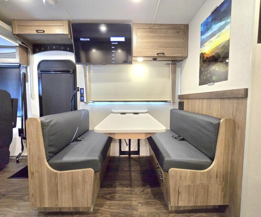 2026 Winnebago SUNSTAR — photo 15 view