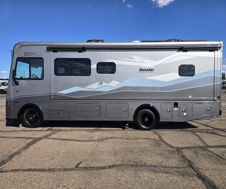 2026 Winnebago SUNSTAR — photo 22 view
