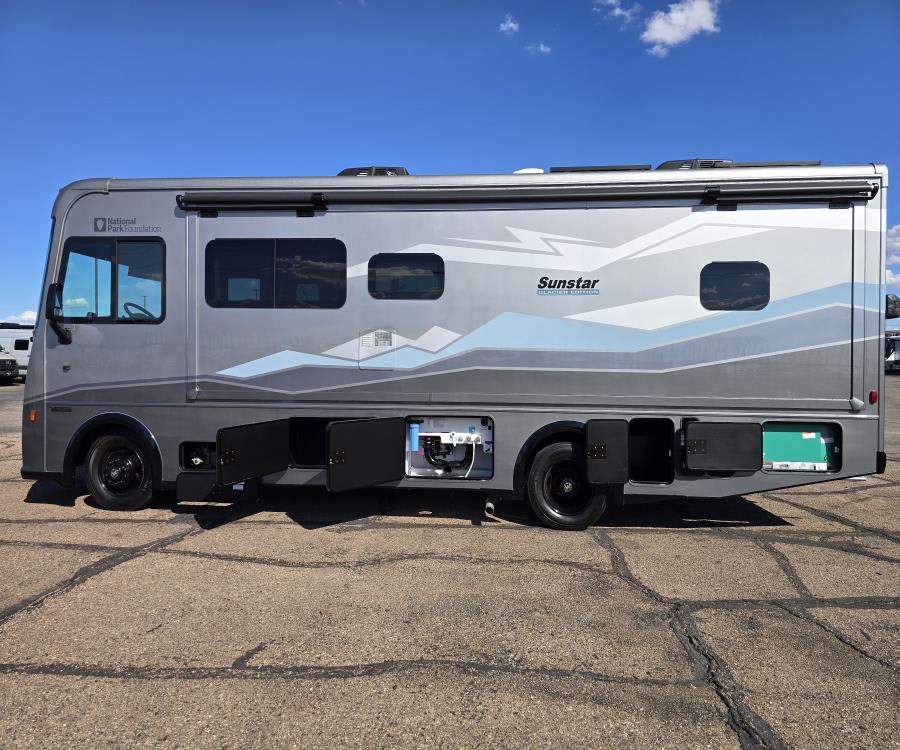 2026 Winnebago SUNSTAR — photo 23 view