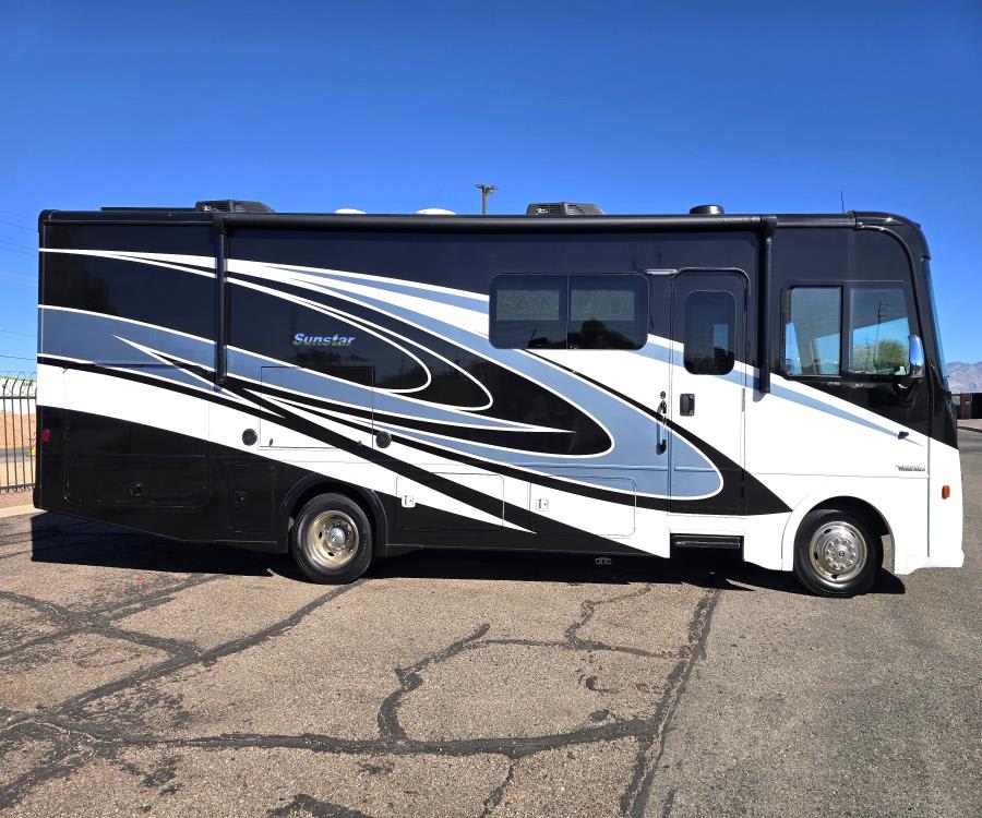 2026 Winnebago SUNSTAR — photo 21 view