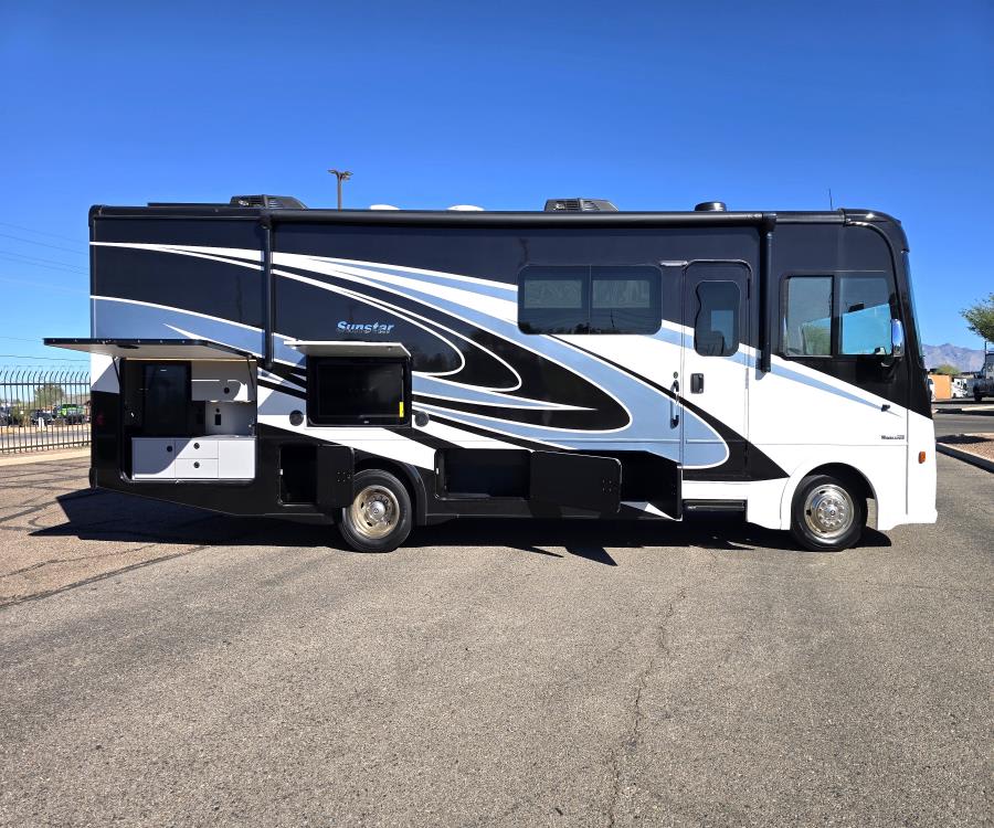 2026 Winnebago SUNSTAR — photo 22 view